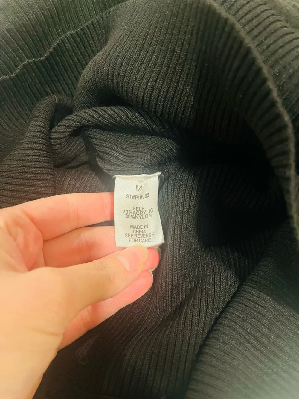 Black Ribbed Off-the-Shoulder Bell Sleeve Romper - Size M - Picture 7 of 9